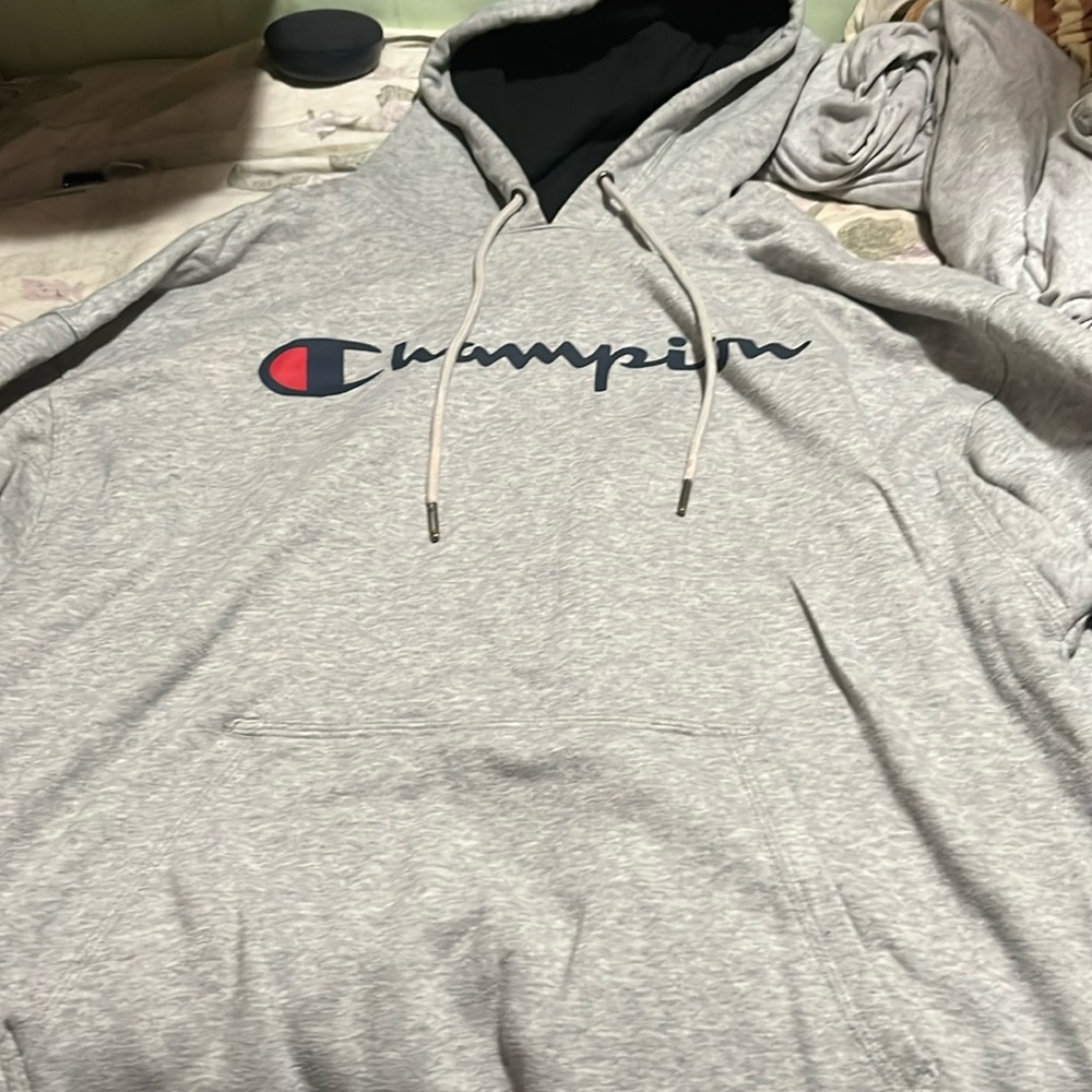 XL champion sweatshirt